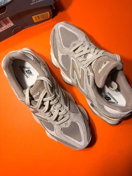 New Balance 9060 Mushroom/Arid Stone Rozmiar 44