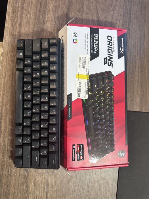 Клавіатура Hyperx alloy 60