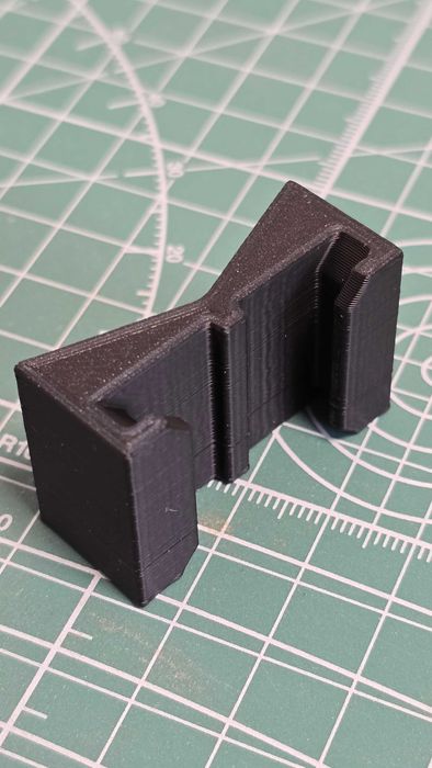 Uchwyt szczękowy (ChinMount) GoPro, DJI, Insta360 do kamer. Druk 3D.