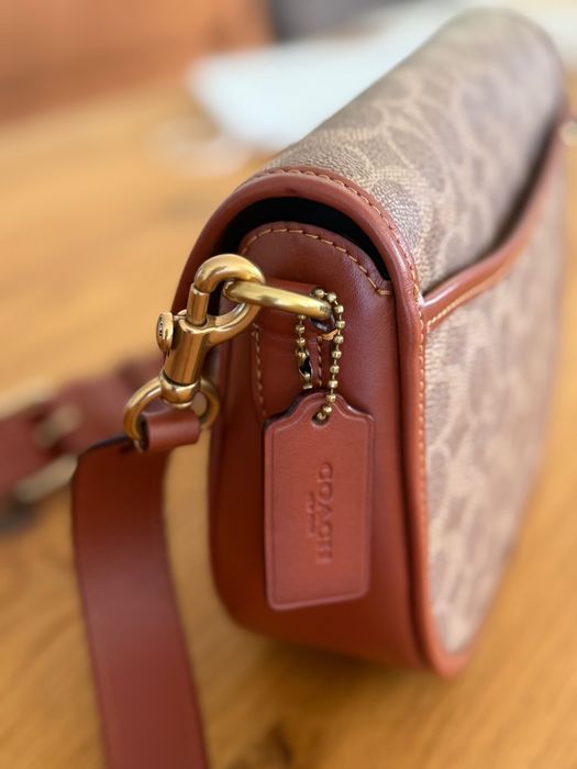 Mala Coach Original Canvas