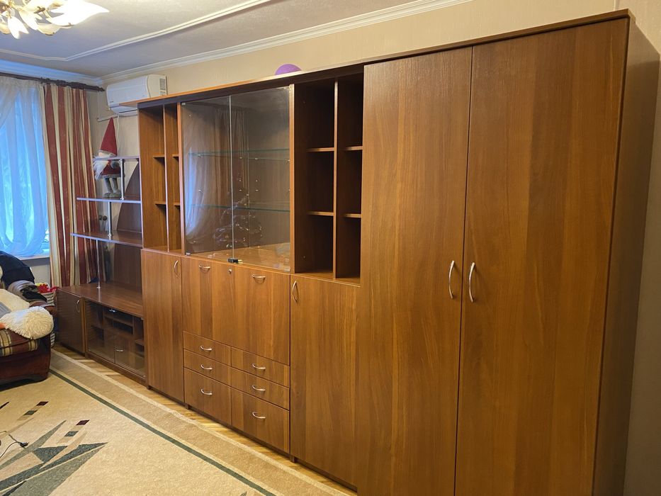 Стенка в гостинную