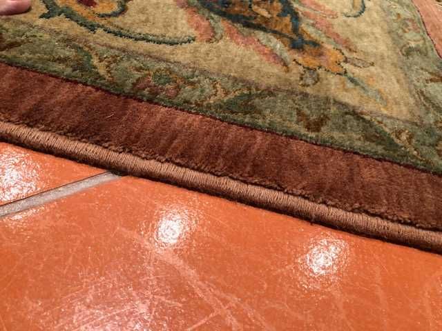 Tapetes/carpetes em lã em estado novo