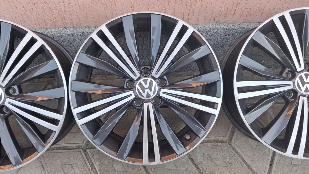 Оригінальні диски титани VW Tiguan Passat  5/112R18 vag