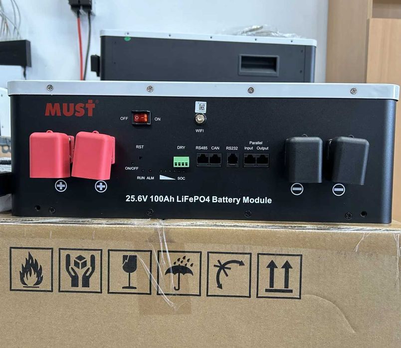 Комплект живлення Must PV18-3224VPM 24V 3.2kW + MUST LP1600-24100, 24v