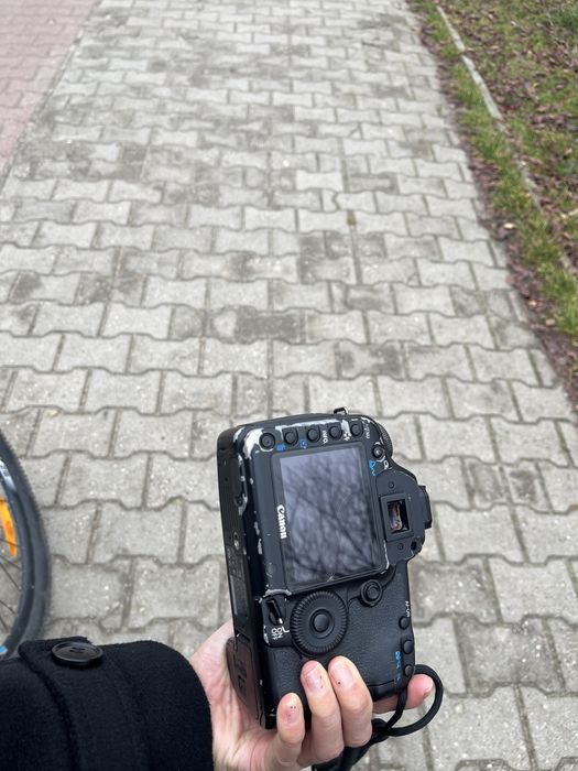 Canon 5D Mark II Aparat pełnoklatkowy Normalna funkcja