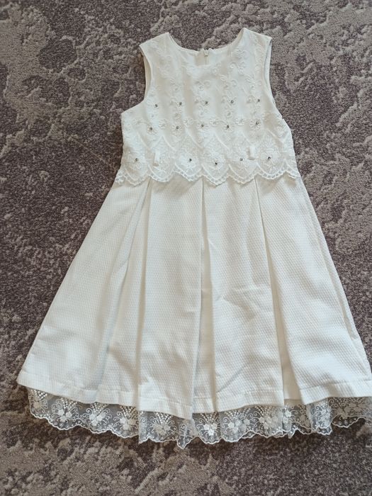 Святкова сукня для дівчинки
