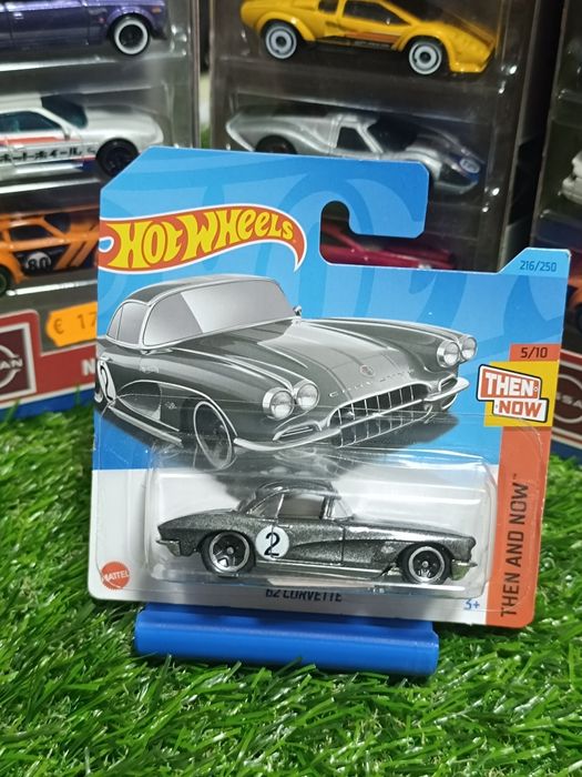Hot Wheels 62 Corvette