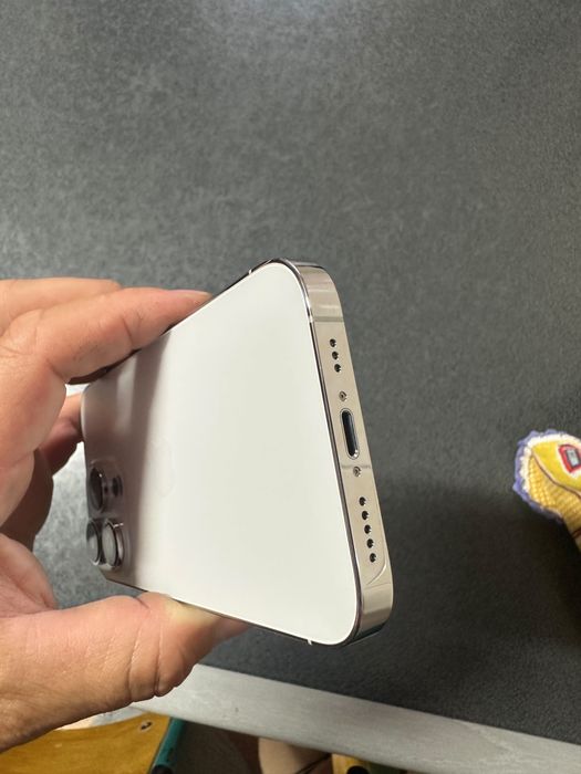 Iphone 14 Pro branco