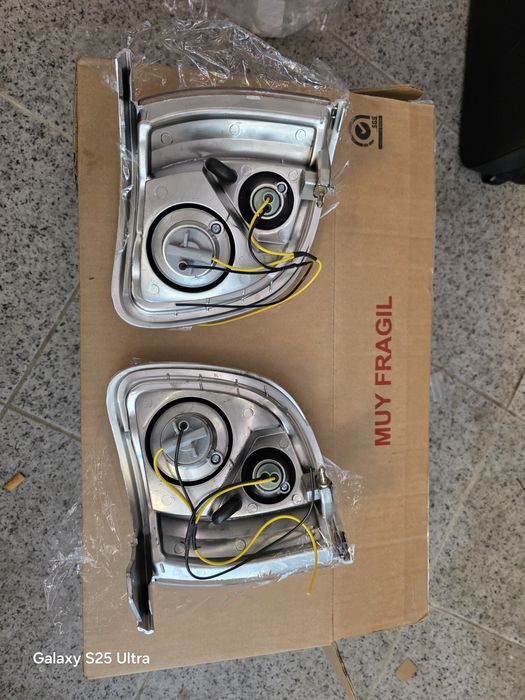 Farolins Nissan terrano