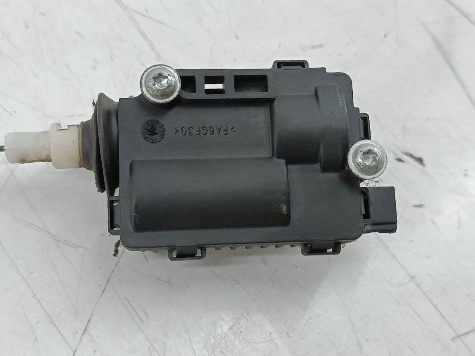 Fecho de deposito de combustível - OPEL ASTRA H GTC (A04) | 05 - 10