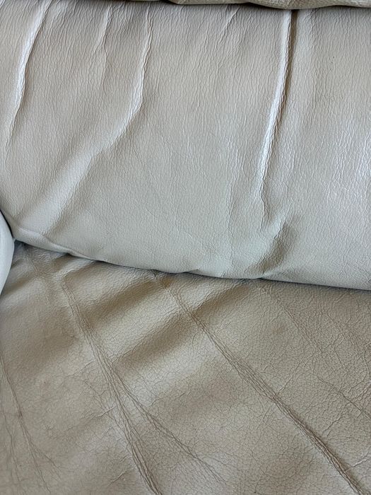 2 sofas pele Divani & Divani creme