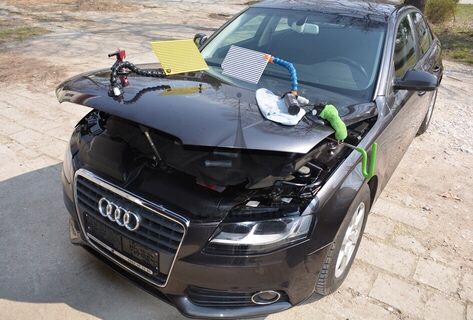 Видаленя вмʼятин без фарбування PDR удаление вмятин