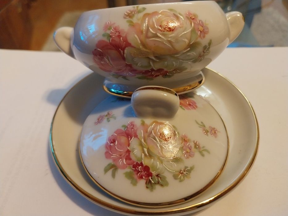 Bules / guarda jóias SPB porcelana