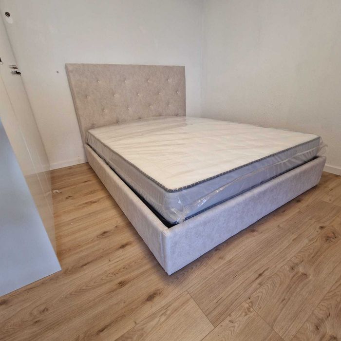 Camas de Casal Estofadas de Luxo 199€ Disp. em Várias Cores! 190x140m!