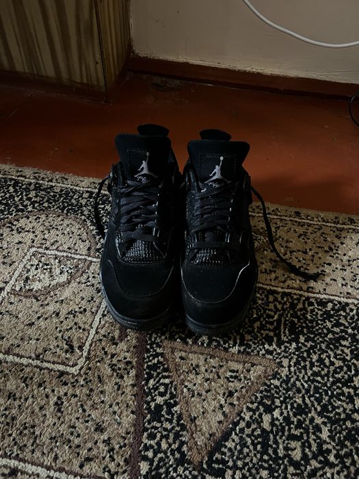 Кроссовки jordan 4 (43 розмір]