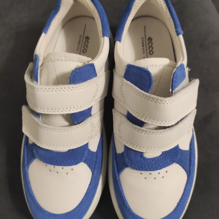 Кеди для хлопчика ECCO нові.