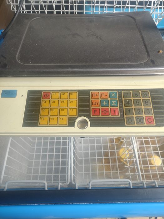 Вага б/у в доброму стані.