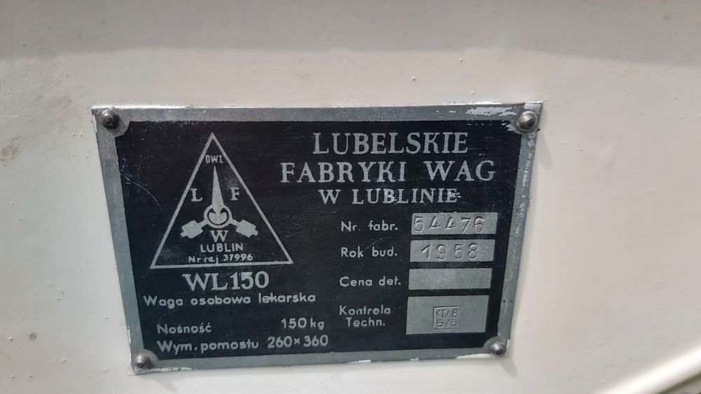 Waga lekarska osobowa biała