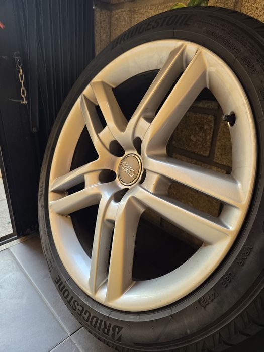 Jantes 19 Audi - Originais  - C/Pneus 255/40