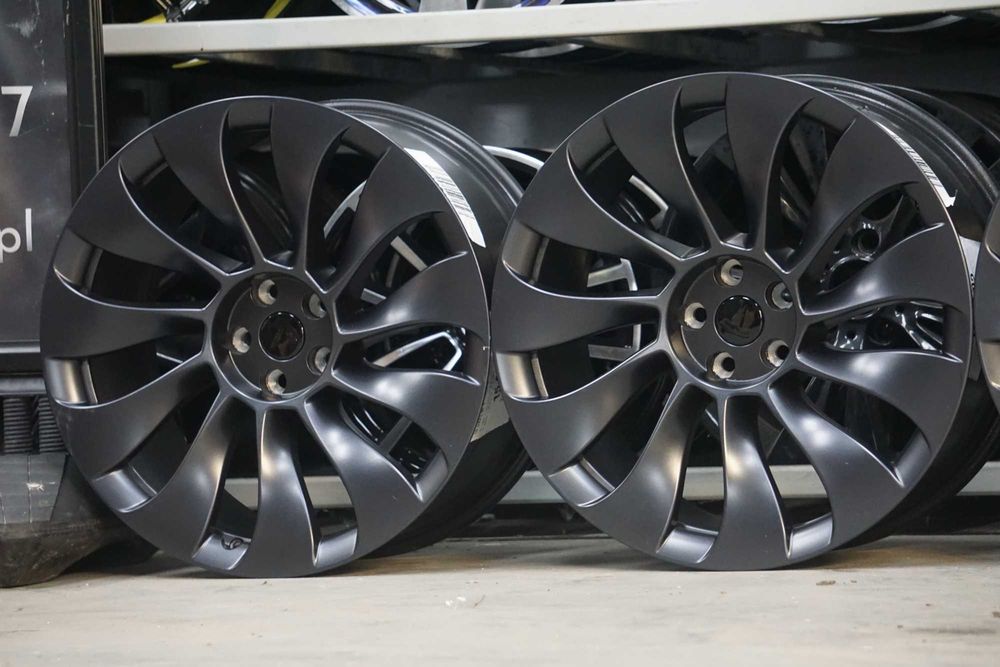 Alufelgi oryginał Tesla 5x114,3 9,5Jx21 et40 cb64,1 fabryczny stan