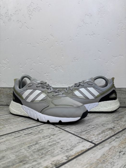 zx boost - купити чоловіче взуття - Ціна на OLX.ua