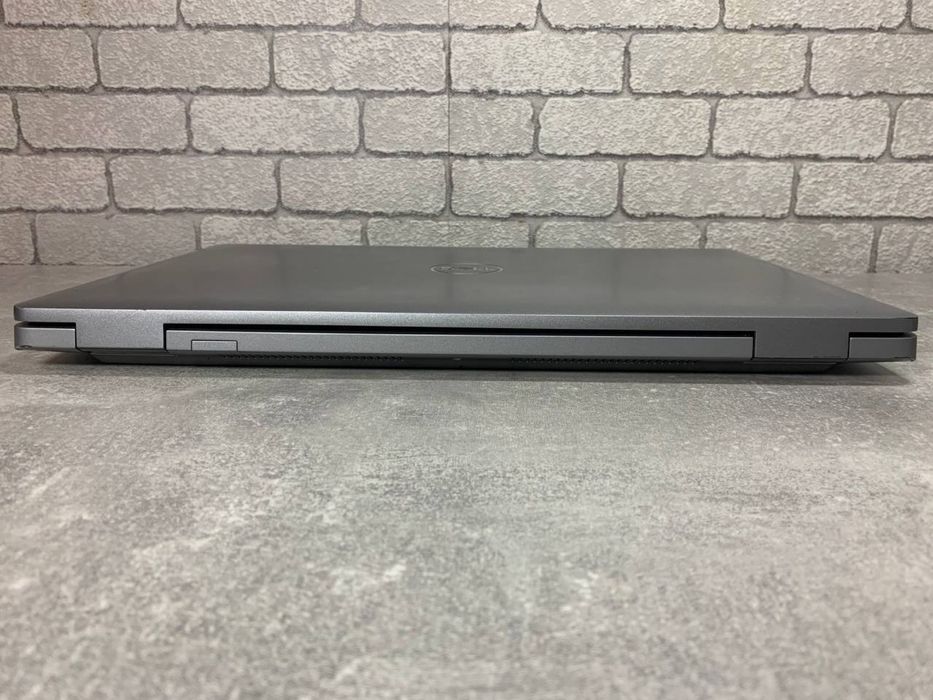Dell Latitude 5520 (15.6”IPS FHD/i5-1145G7/16GB/256GB) ноутбук