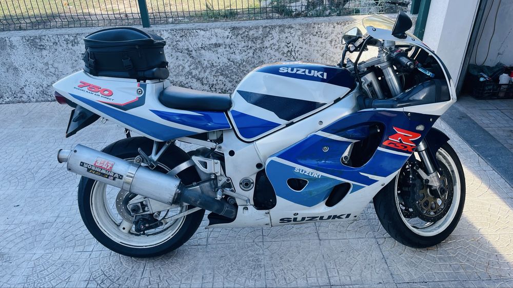 Suzuki SRAD 750 94Kw