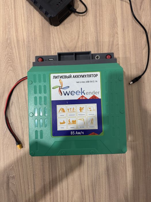 Літій-іонний акумулятор Weekender Li-ion 85 Ah 12V