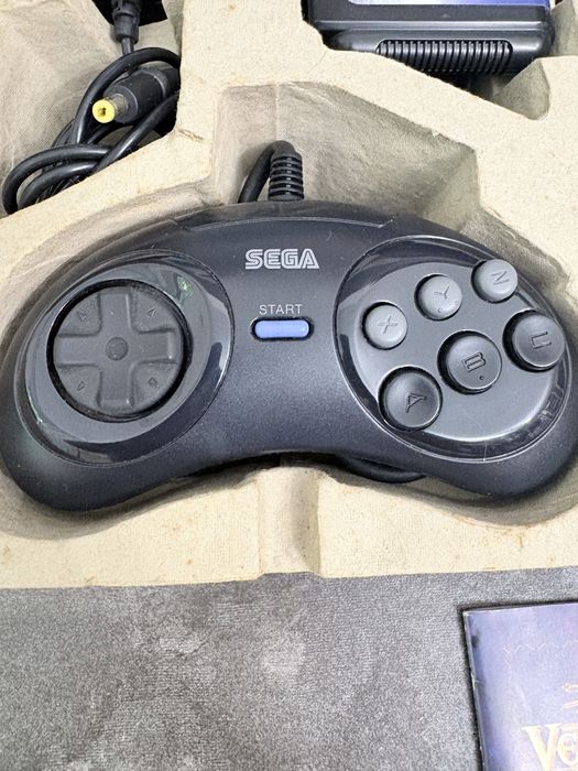 Приставка SEGA Mega Drive 2 гарний стан!