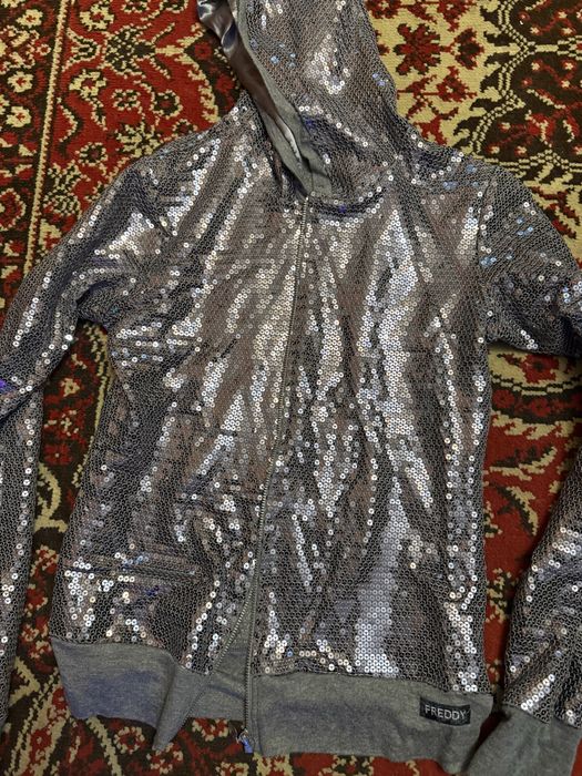 Отдам в отличном состоянии вещи детские