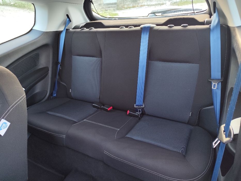 Peugeot 208 1.0 VTI  2015 98000 kms