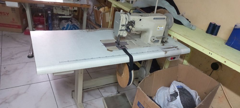 Швейное оборудование бу прямострочки, двухиголка, рукавная нож л.и т.д