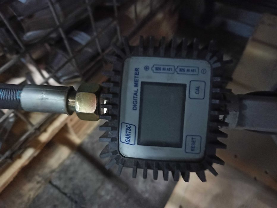 Enrolador mangueira de óleo com pistola digital