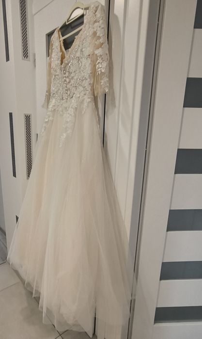 Piękna suknia ślubna rozmiar 40