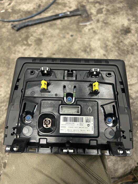 Wyświetlacz panel dotyk navi Renault Zoe II Clio Captur