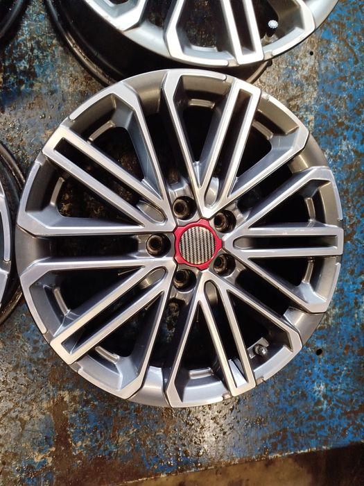 Oryginalne felgi aluminiowe 18 cali do Kia Stinger, 5x114,3