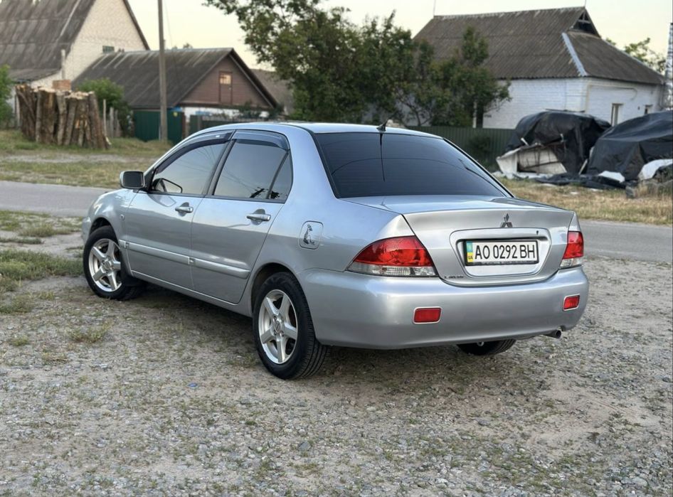 Mitsubishi Lancer 9 2007 год, 1.6 бензин