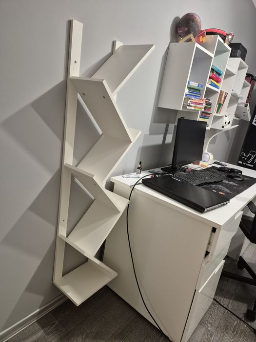 Regał / półka na książki – nowoczesny design, biały