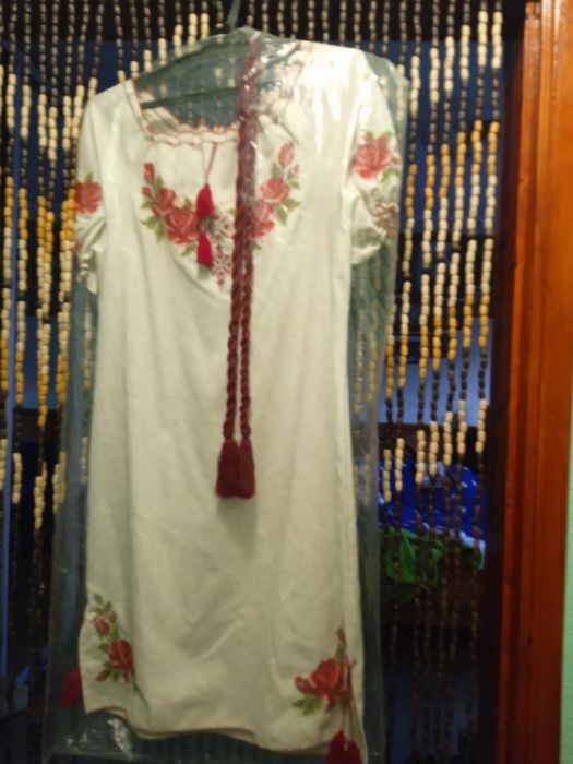 Продам плаття вишиванка.