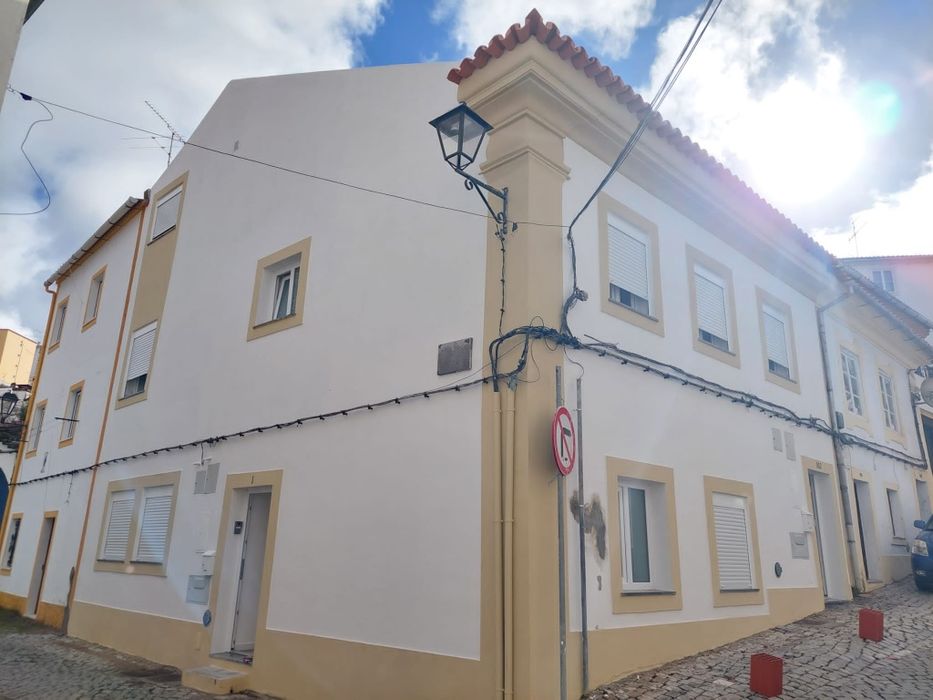 Apartamento T4 dúplex Novo a estrear em Portalegre