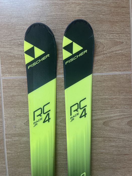 Fischer RC4 Race Jr 140