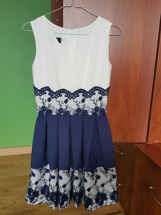 Sukienka kremowo- niebieska