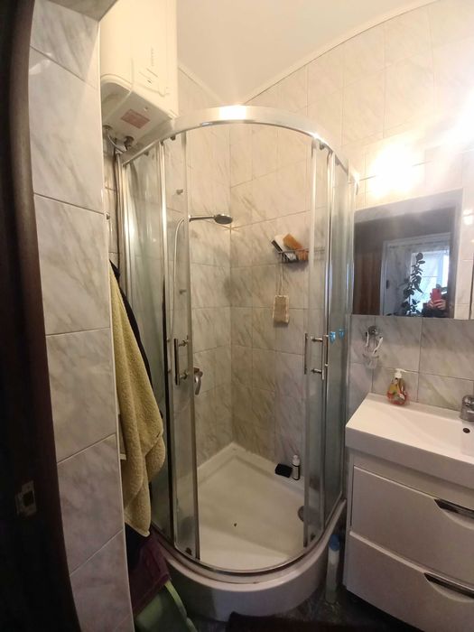 Продається 2-поверховий будинок у смт. Великодолинське (СК "Схід").