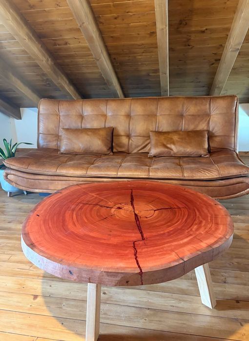 Mesa de Centro / Sala em Eucalipto Vermelho