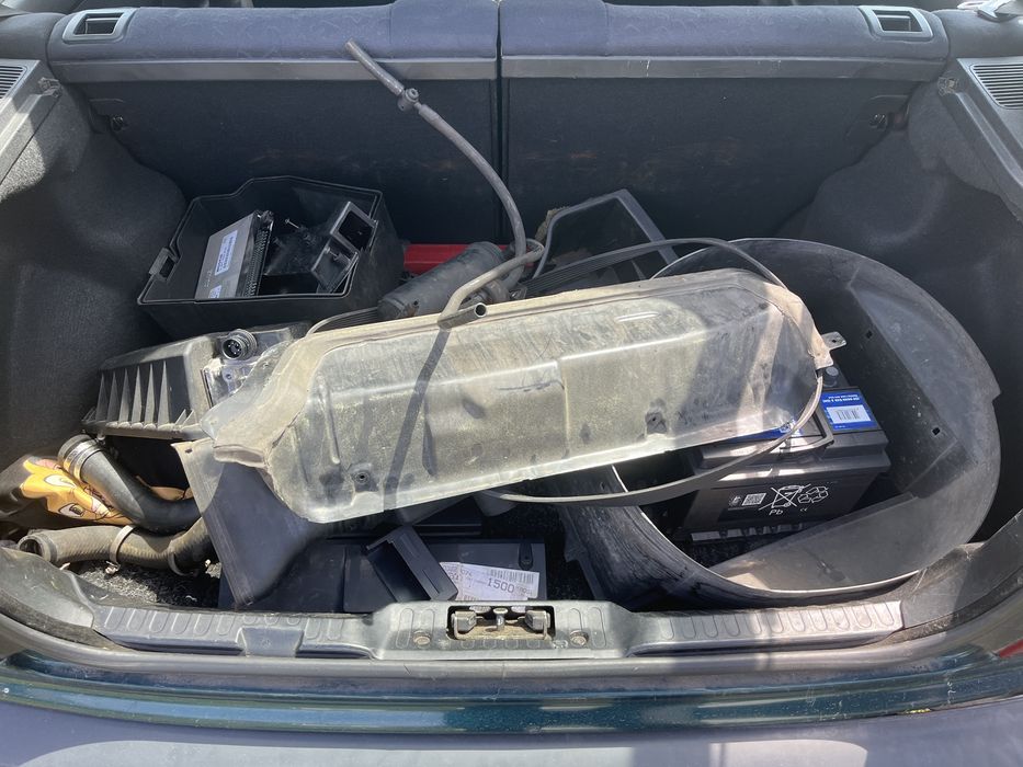 Sprzedam części bmw e36 compact DO PONIEDZIALKU POŹNIEJ IDZIE NA ZLOM