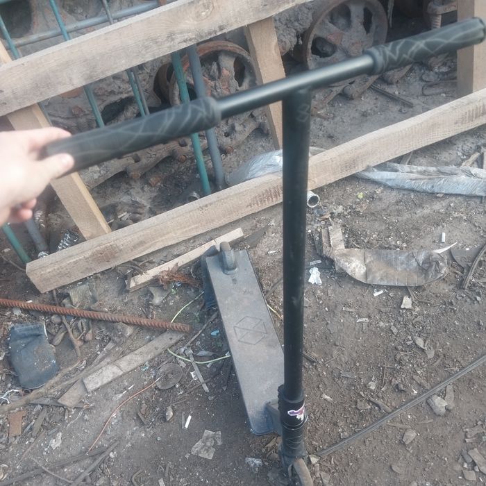 Самокат трюкавой