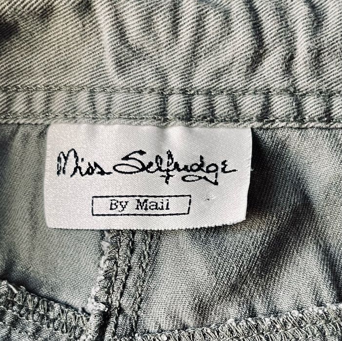 Szorty cienki jeans w kolorze oliwkowym Miss Selfridge