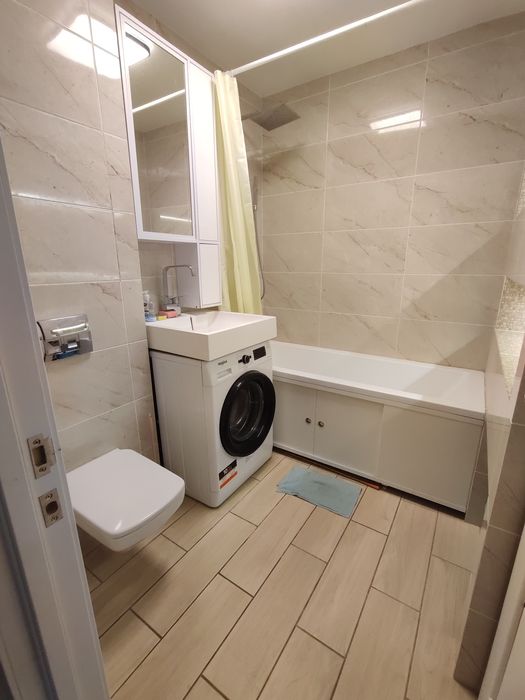 3-кімнатна квартира в центрі міста подобово