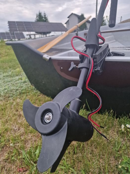 Łódz wędkarska  Lobster 380 + Silnik HASWING 55 lbs + AGM 100 Ah + Nowe wiosła