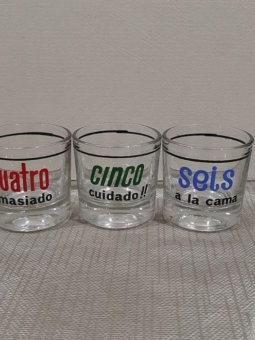 6 copos de shots